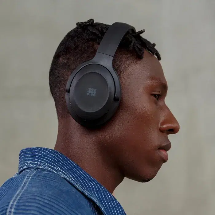 Watch & Tumbler & HeadPhones Bundle image