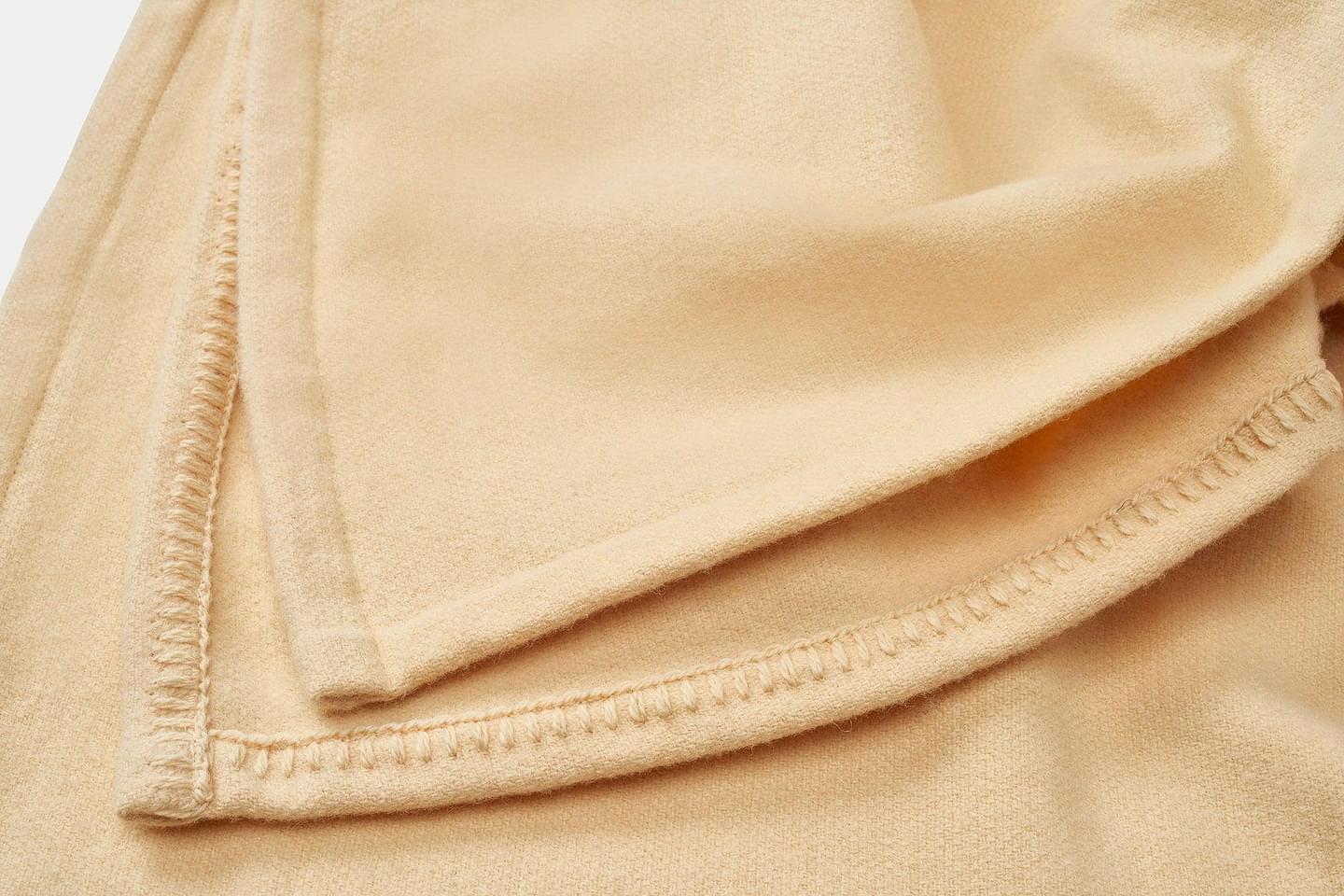 100% Virgin Wool Lightweight Bed Blanket