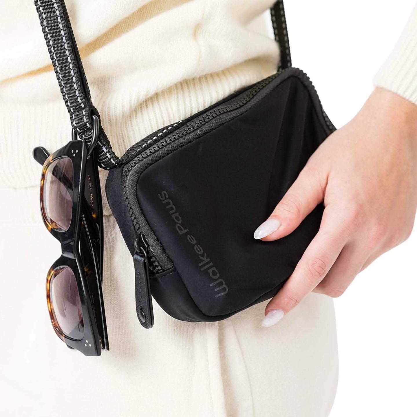 Cross Body Dog Walking Bag with Convertable Leash
