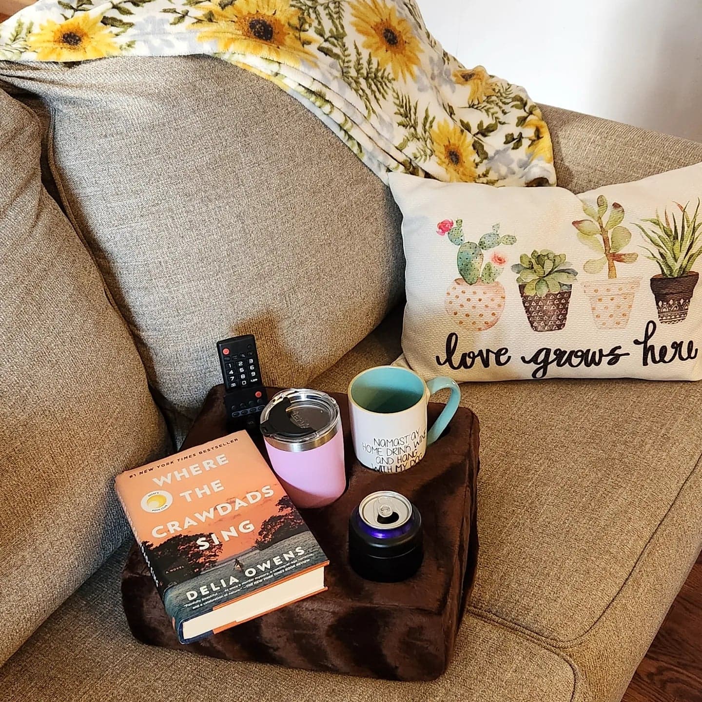 Cup Cozy Pillow 5 Hole Brown