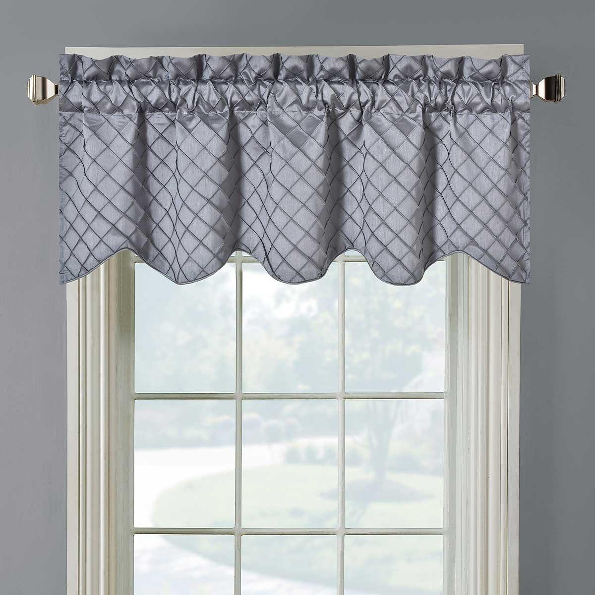 Diamond Pintuck Lined Window Valance 52"Wx17"L (Single)