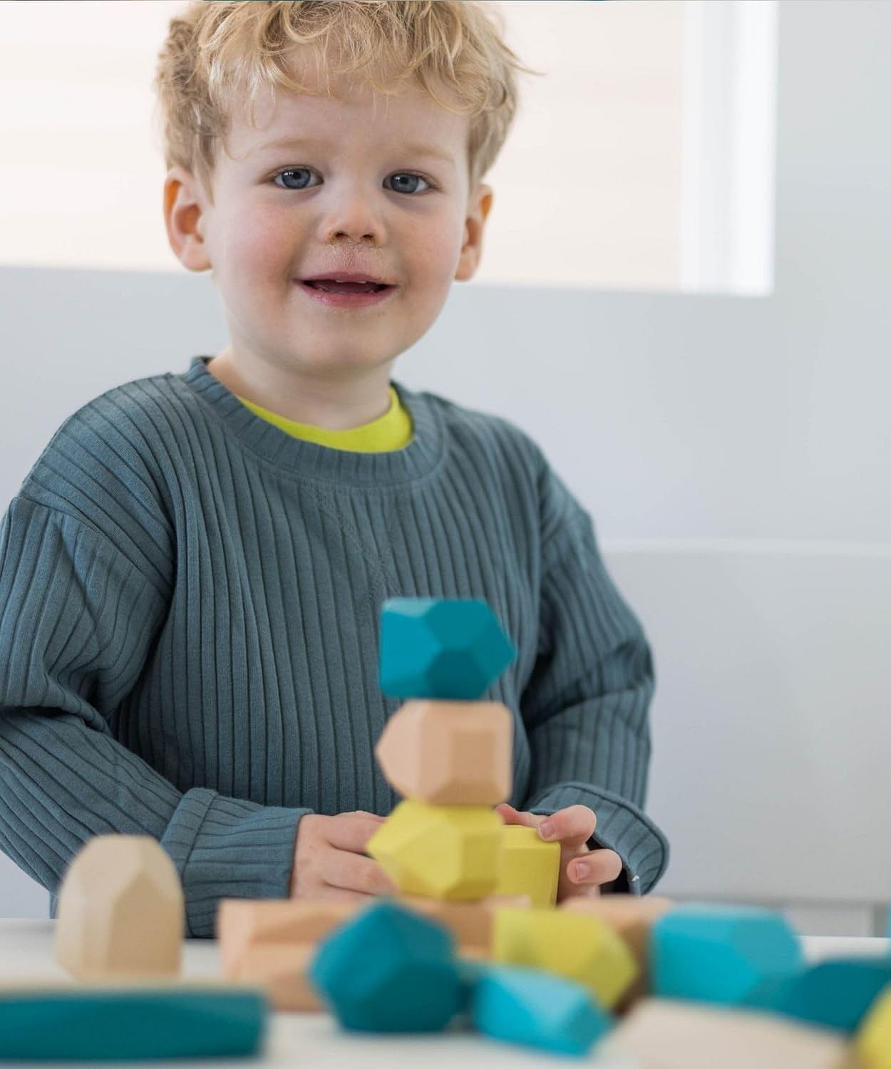 Everett & Avery Co. Premium XL Wooden Blocks - 24 Pack of Montessori Stacking Toys - Wooden Blocks for Toddlers 3-5 - Toddler Stacking Toys - Montessori Toys for 3+ Year Old - Wooden Stacking Stones