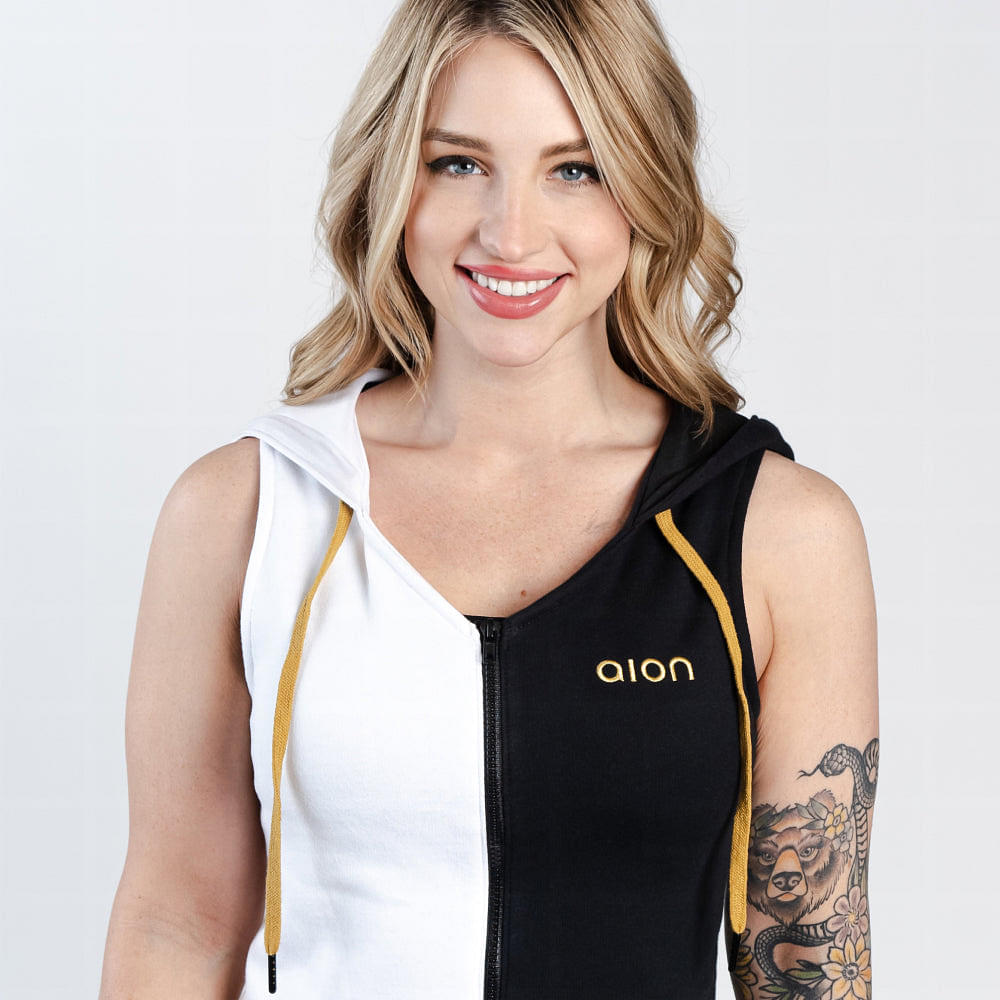 Founder's Club Crop Vest Bundle