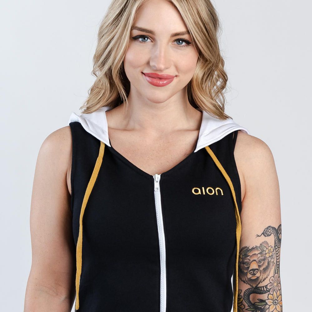 Founder's Club Crop Vest Bundle