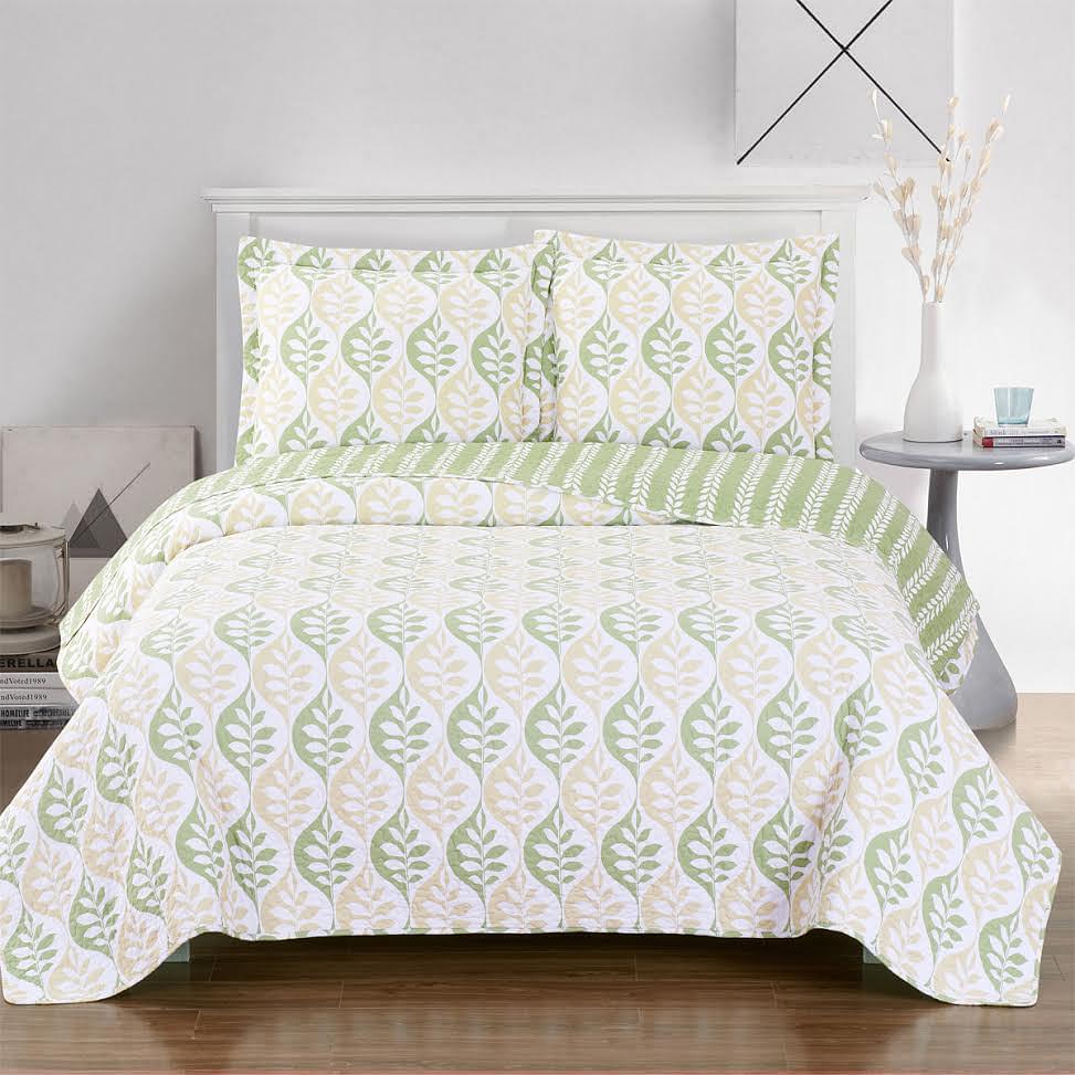 Gia floral Quilted Coverlet Oversized in Queen, Or King Size