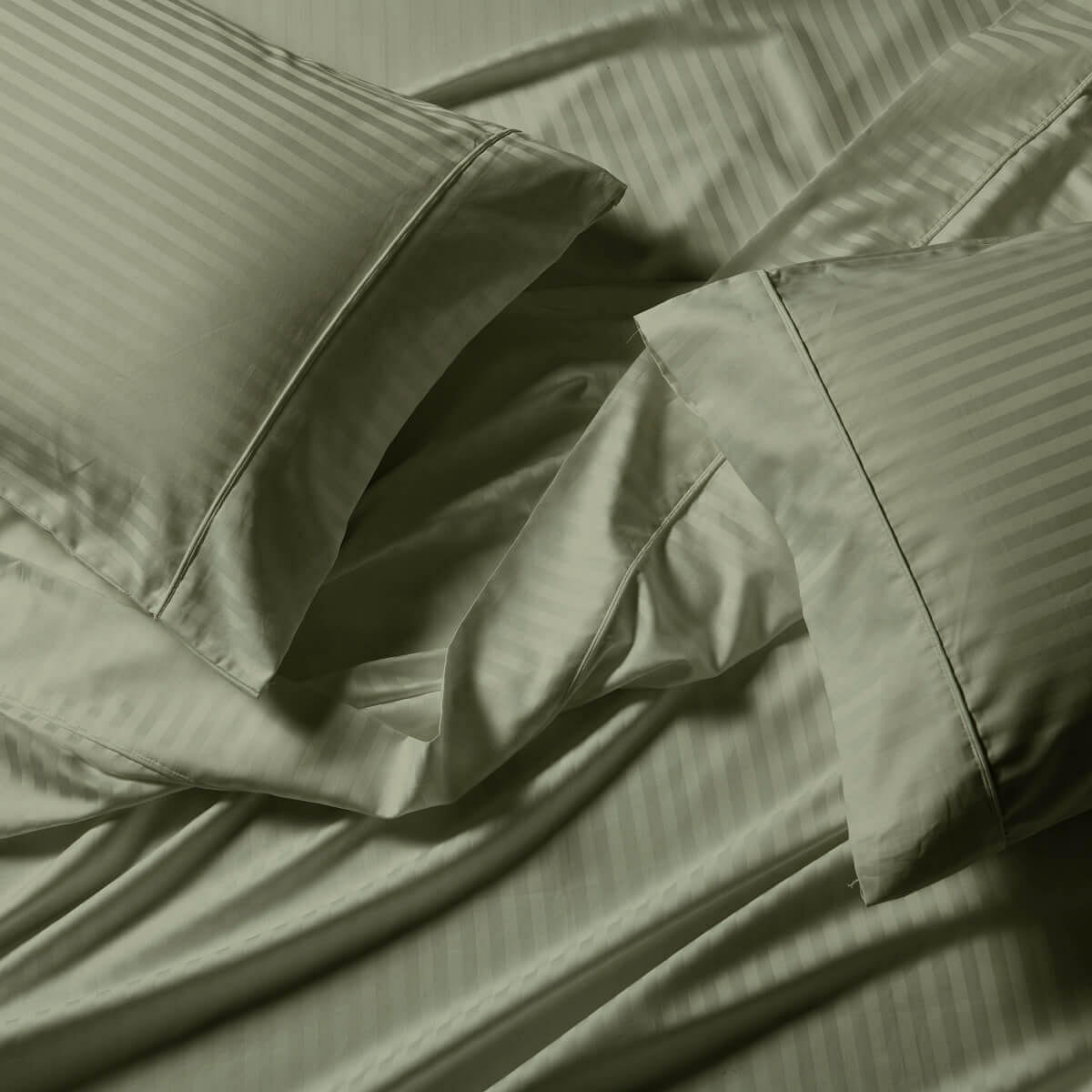 Good Weight 100% Cotton Sateen Sheet Set - Deep Pockets (16 inches)