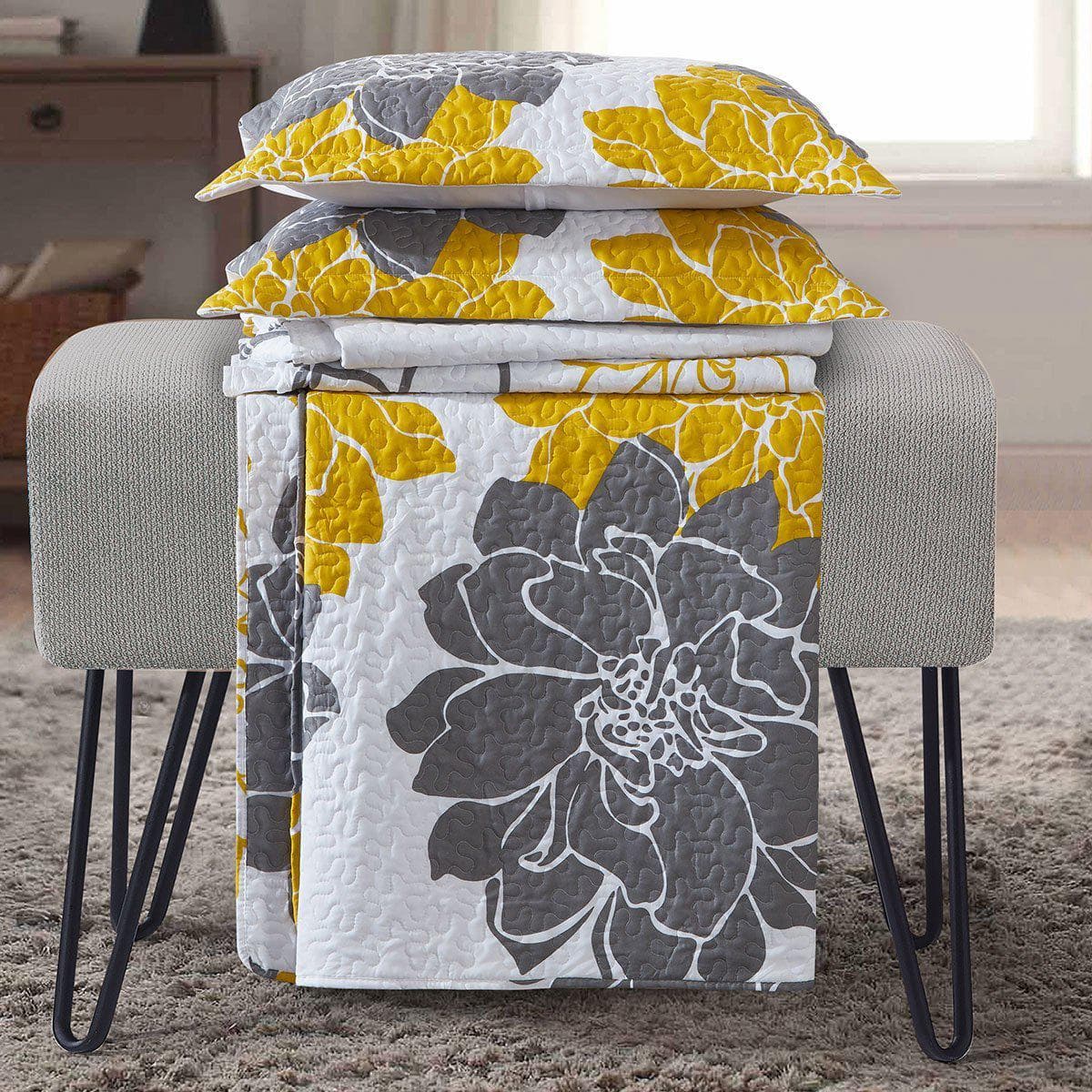 Helena Gold Quilt - Bedspread Set