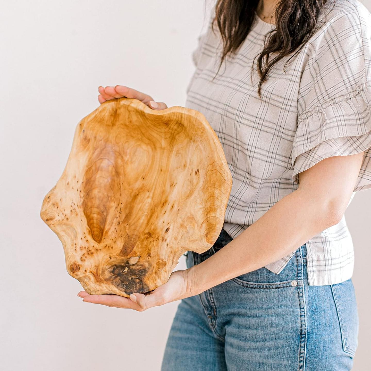 Large Decorative Wooden Bowl - Handmade Rustic Fruit Bowl for Kitchen Decor - Salad Snack Food Bowl - Natural Fir Root Wooden Bowl - Set of 1 Size 12”-14”