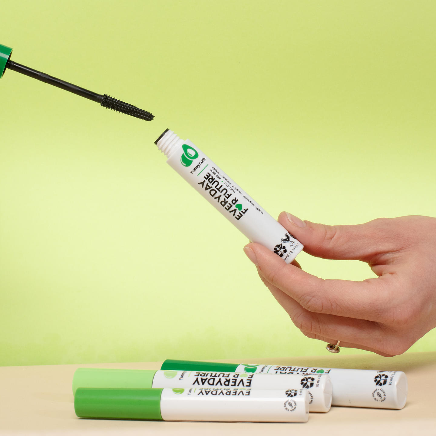Lengthening Avocado Mascara image