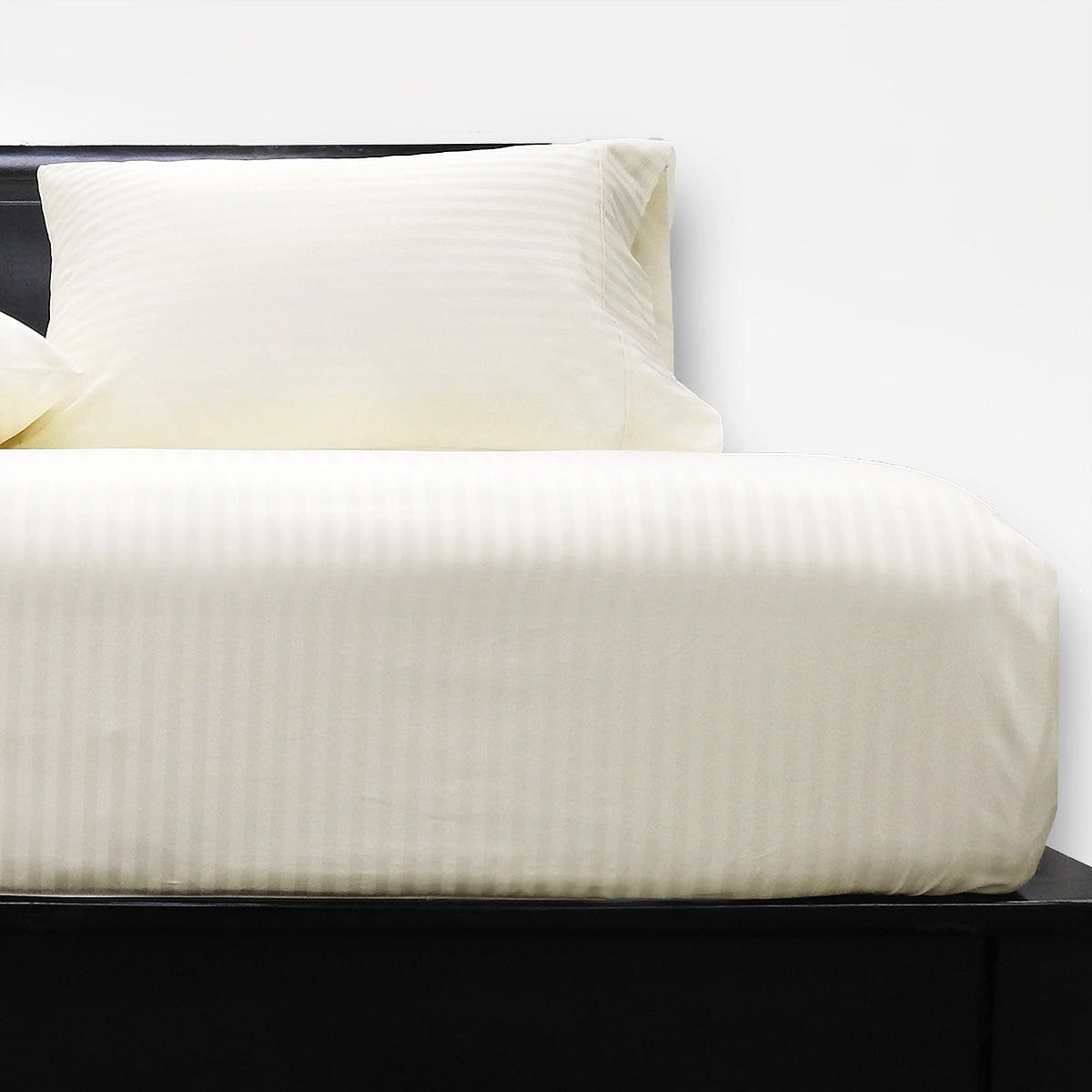 Low Profile (7-10 Inches) Made in USA 608 Damask Stripe Sheet Set