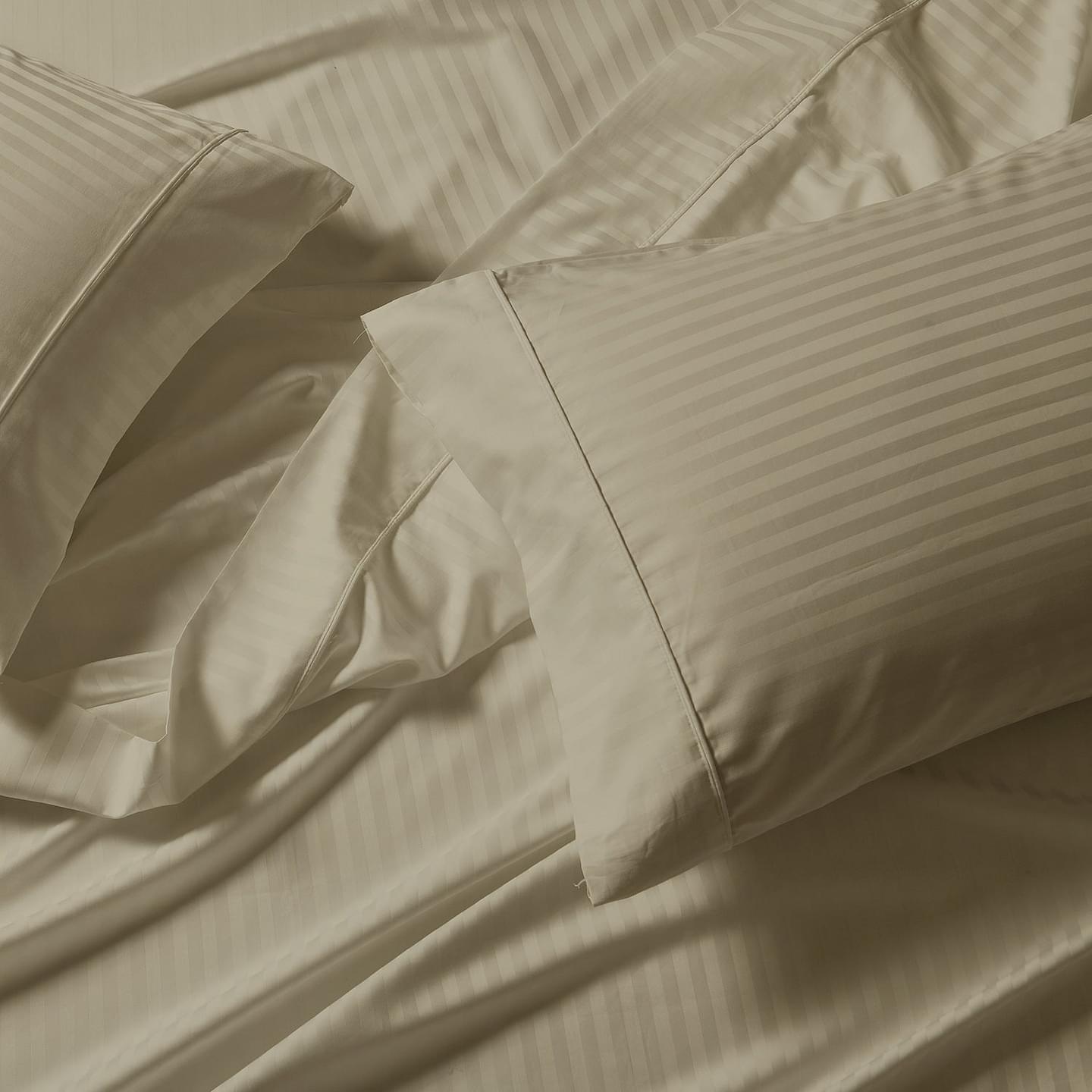 Low Profile (7-10 Inches) Made in USA 608 Damask Stripe Sheet Set