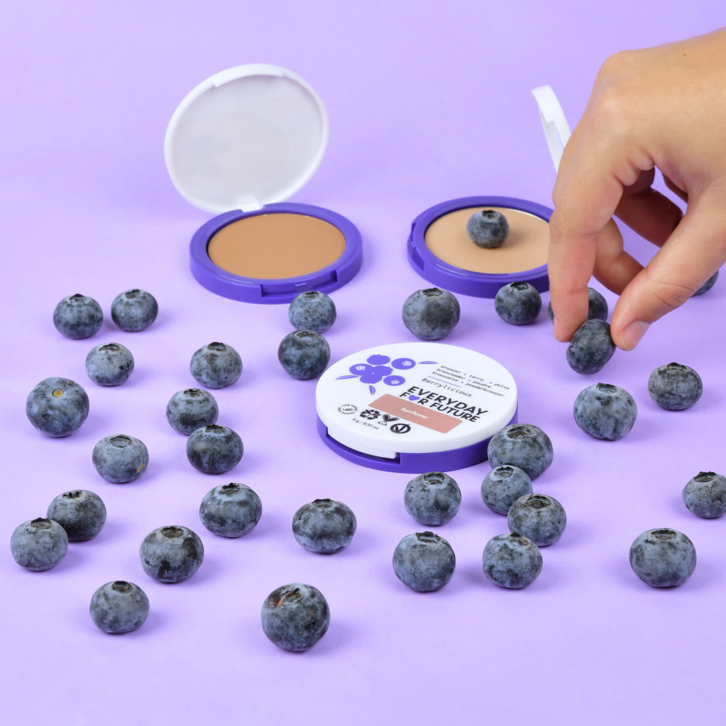 Nourishing Blueberry Bronzer - Chia image