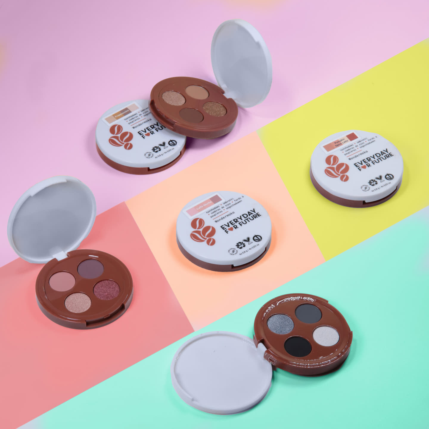 Quad Eyeshadow Palette with Coffee Oil image