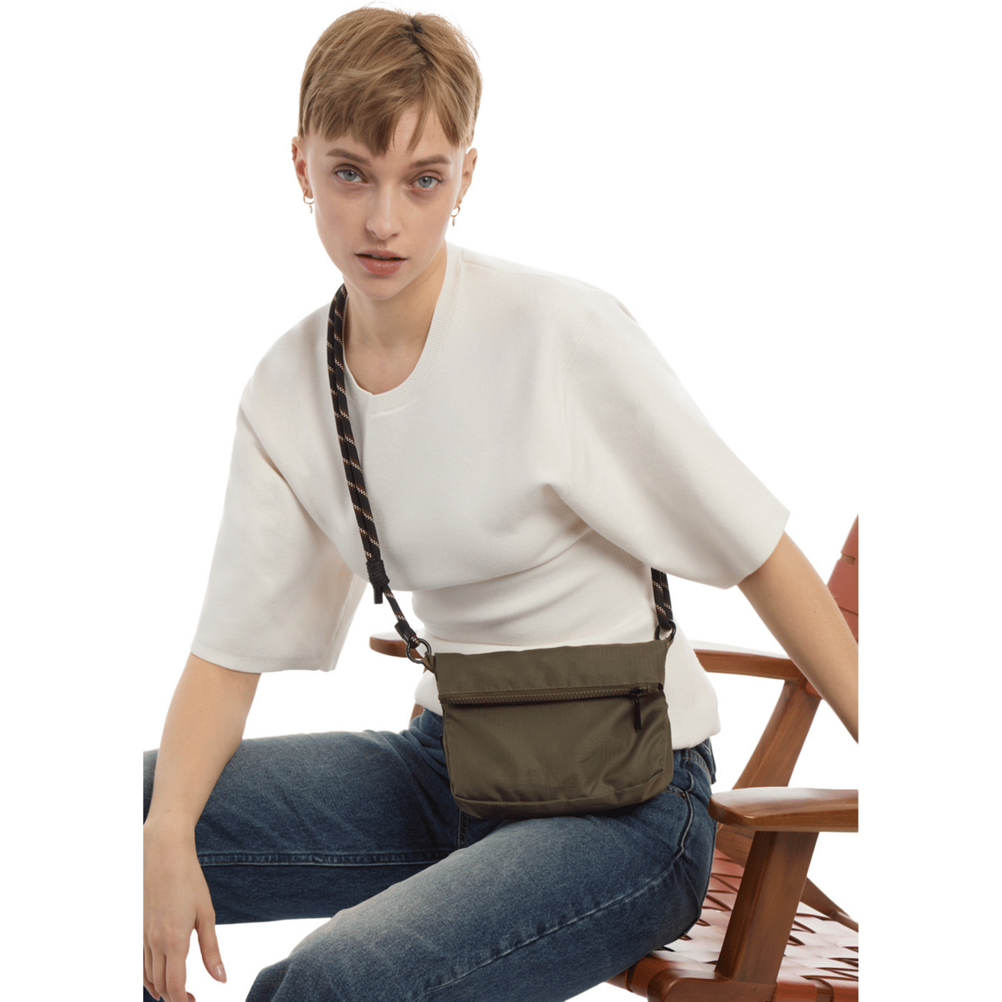 THE MAHÉ // SEAWEED - Sustainable Recycled Crossbody Bag, Lightweight Matte Ripstop Nylon with Adjustable Rope Strap & Everyday Essentials Carry