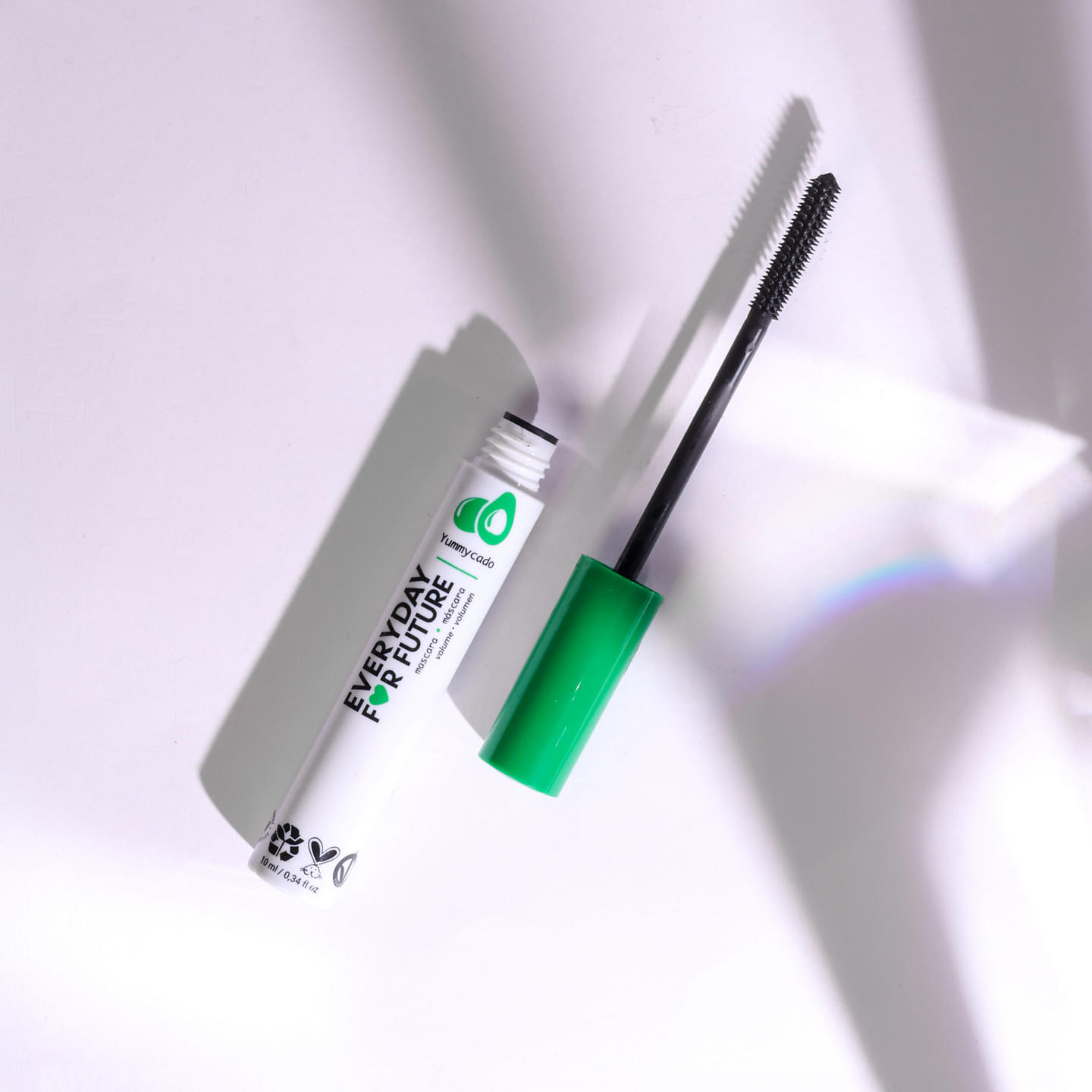 Volumizing Avocado Mascara image