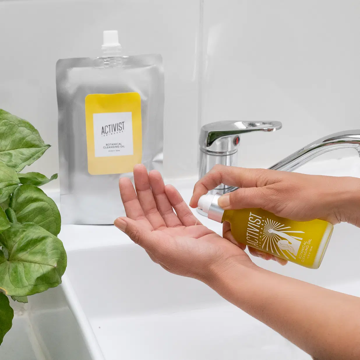 Botanical Cleansing Oil refill - Melt Away Makeup, Balance & Nourish Naturally