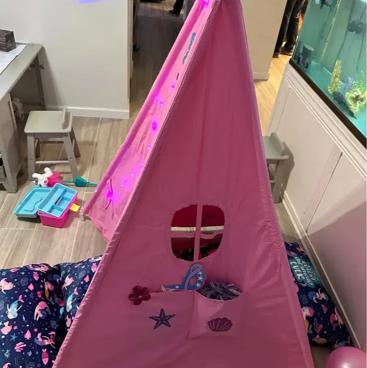 Mermaid Teepee Tent Gift Set - Pink Indoor Playhouse Teepee with Fairy Lights, Pillow Bed Cover & Mermaid Accessories