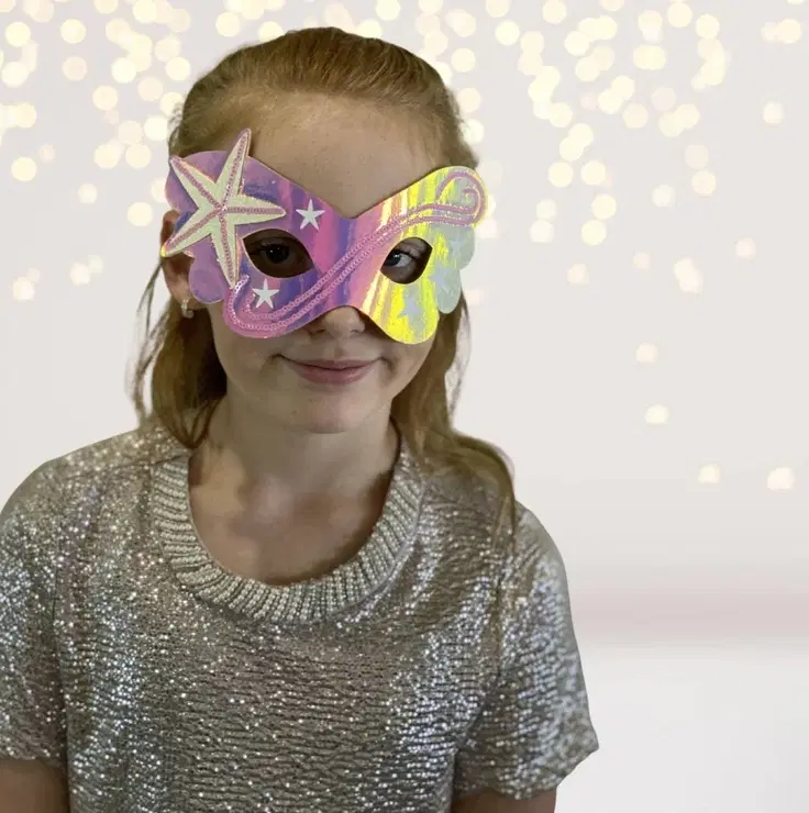 Mermaid Teepee Tent Gift Set - Pink Indoor Playhouse Teepee with Fairy Lights, Pillow Bed Cover & Mermaid Accessories