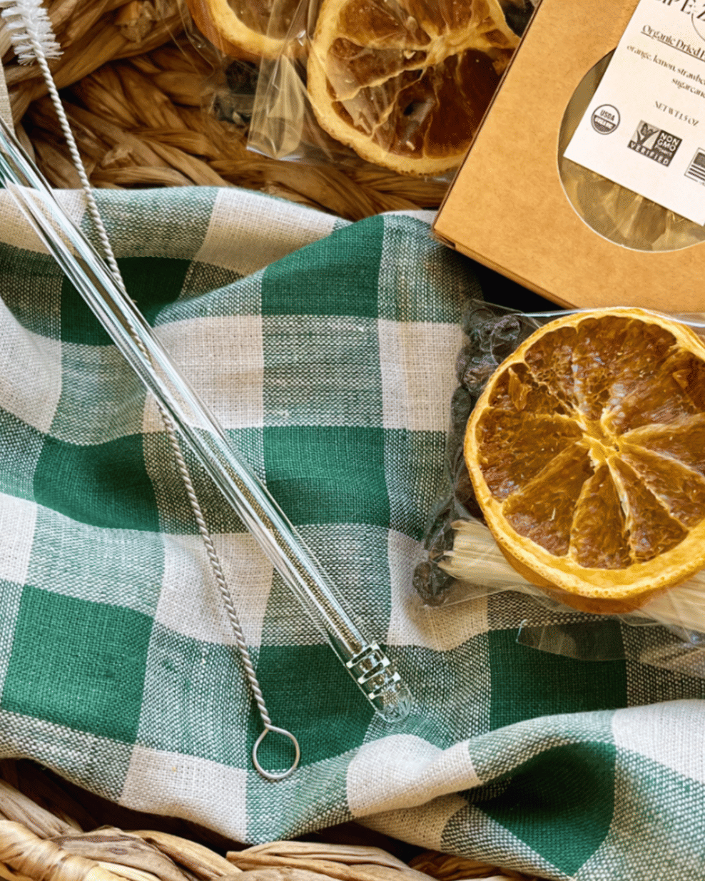 Steep Kit - Glass Infusion & Steeping Kit with Slotted Glass Straw for Loose-Leaf Tea, Herbs & Fruit Infused Drinks - 4 Servings